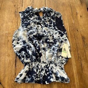 Kenneth Cole sleeveless blouse size 8